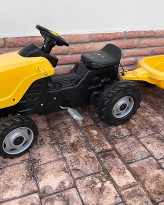 smoby trattore a pedali con rimorchio