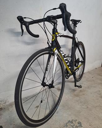 bici da corsa scott