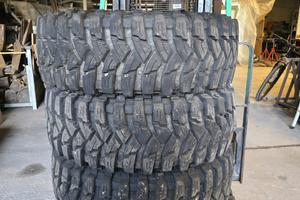 Cerchi 6 fori + Gomme 4x4 tipo Maxxis