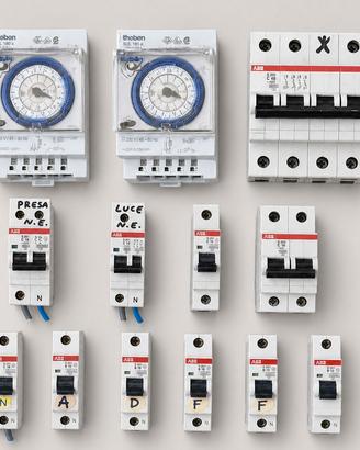 Lotto materiale elettrico ABB e Theben - usato