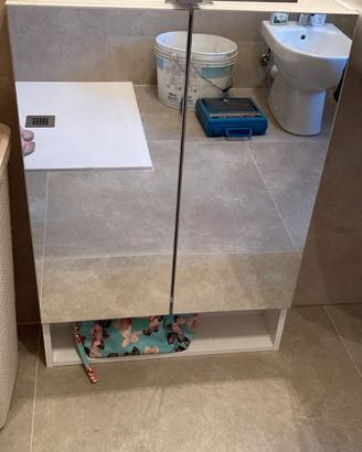Specchiera bagno Geberit Selnova Square con LED