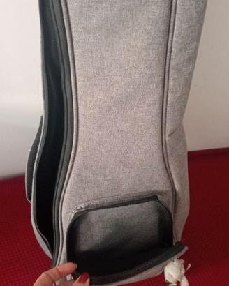 Ukulele custodia grigia