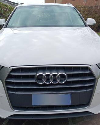 AUDI Q3 PERFETTA PARI AL NUOVO