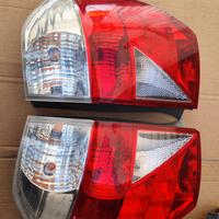 Honda frv fanali posteriori 