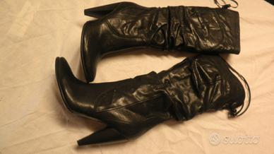 stivali donna neri. Tg.36