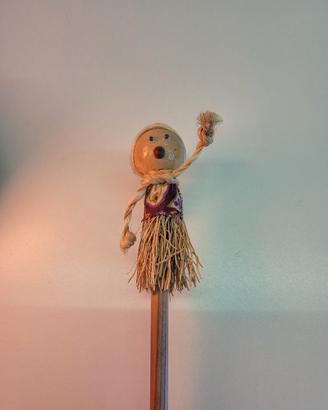 Matita Nuova con Befana fatta a mano