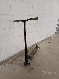 monopattino freestyle professionale 