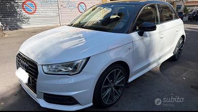 Audi A1 Sportback 1.4 TDI (90CV)