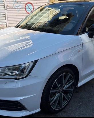 Audi A1 Sportback 1.4 TDI (90CV)