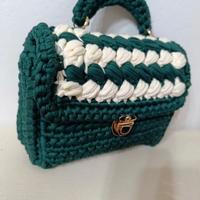 borsetta fatta ad uncinetto 