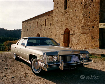 Cadillac Sedan de Ville 8000cc Oro metallizzato
