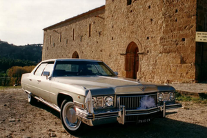 Cadillac Sedan de Ville 8000cc Oro metallizzato