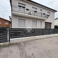 4 LOCALI A MONSELICE