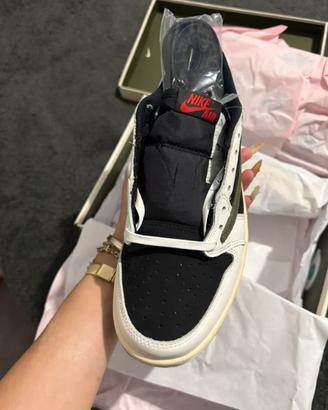 Scarpe da basket basse Travis Scott x Air Jordan39