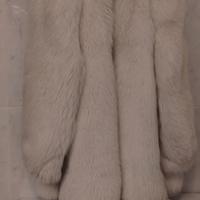 pelliccia volpe bianca