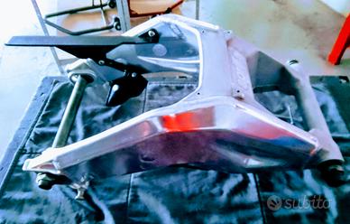 Ricambi originali Aprilia RSV 1000 2005