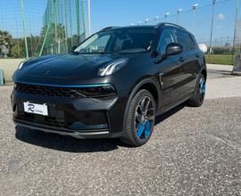 Lynk & Co 01 1.5 TD PHEV