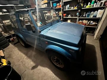 Suzuki Samurai
