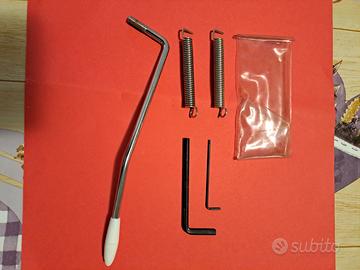 Leva tremolo e molle per stratocaster Squier