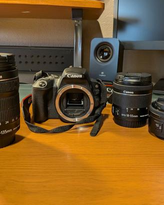 Canon EOS 200D reflex + 3 obiettivi e flash