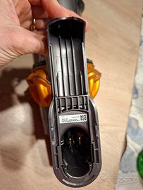 corpo ciclone Dyson difettato