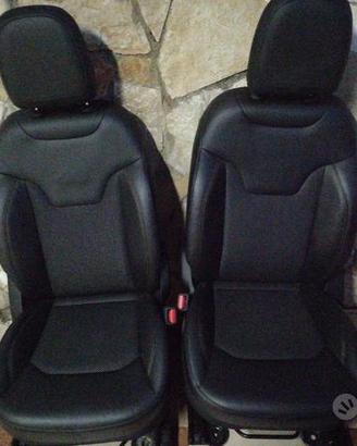 Sedili misto pelle per Jeep Renegade