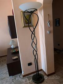 lampada da pavimento
