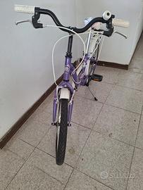 bicicletta per ragazzina