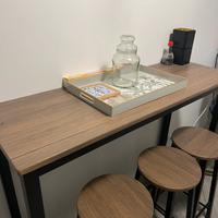 Tavolo bar con 4 sgabelli penisola cucina