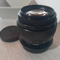 Obiettivo da ritratto Zenit Jupiter-9 85mm f2 M42