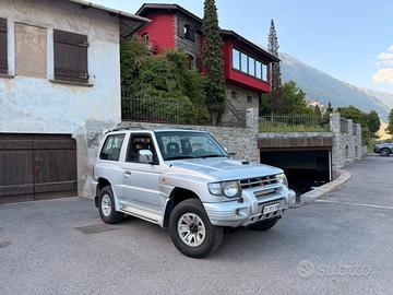 Mitsubishi Pajero 2.8 target gls