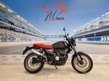 SWM OUTLAW 500 (A2) - Km 8500