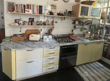 Cucina(da vedere)come nuova,se interessati compren