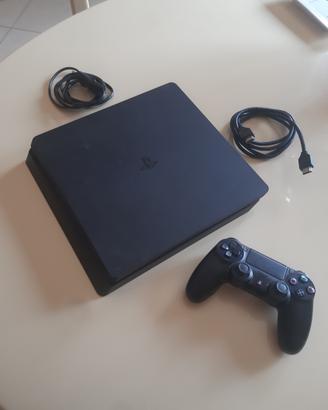 Playstation 4 slim