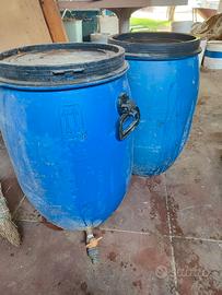 Bidoni per acqua 