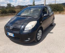 Toyota Yaris 1.4 D-4D 5 porte Sol
