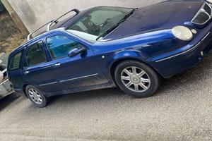 Lancia lybra 2.4