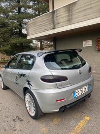 Alfa romeo 147 gpl          urgentemente
