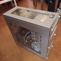 Pc desktop mod case in alluminio