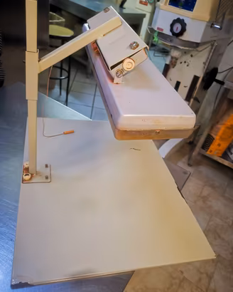 lampada per la lavorazione zucchero