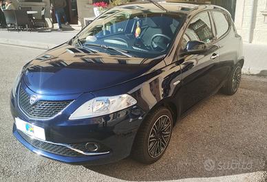 Lancia Ypsilon 1.2 69 CV 5 porte GPL Ecochic Gold