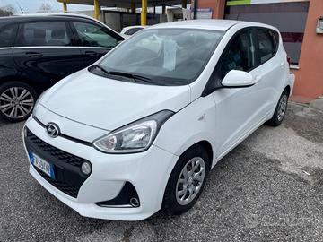 Hyundai i10 1.0 GPL! PER NEOPATENTATI