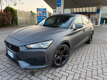 Cupra leon allestimento VZ