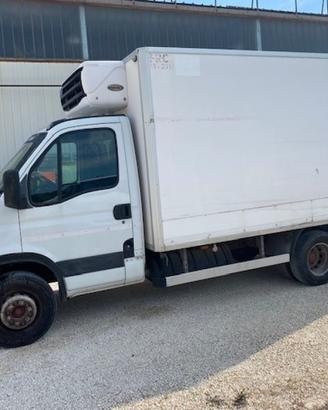 IVECO DAILY 65C15 ISOTERM. CON SPONDA POST.CARIC