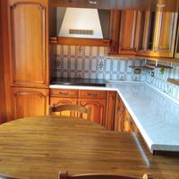 Cucina in legno massello di ciliegio/acacia