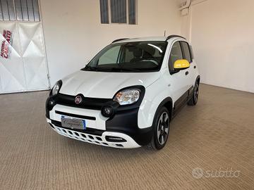 Fiat Panda Pandina 1.0 Hybrid CROSS 2025 Prezzo ve
