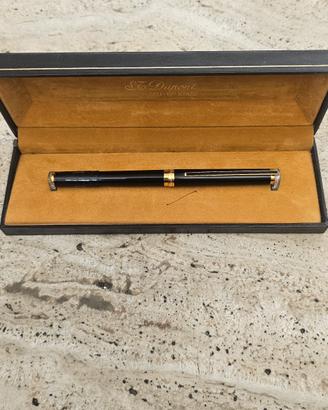 penna stilografica S.T. DUPOINT