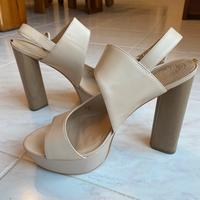 Scarpa con tacco alto  Guess - n. 38