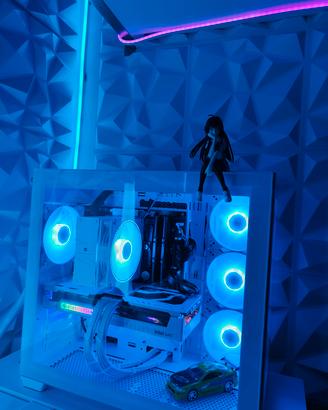 PC Gaming Bianco Fascia Alta - Pari al Nuovo - Un 