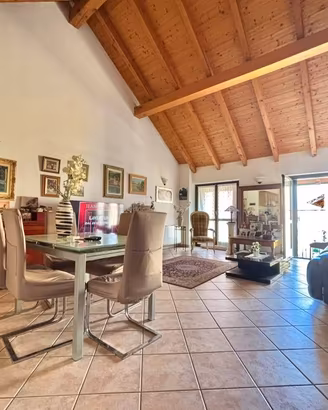 Appartamento di 84 m² con 2 locali a Novara